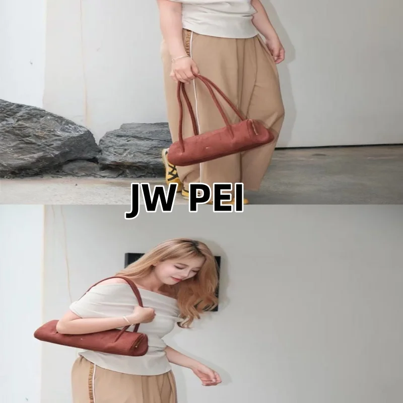 

New jwpei2026 French stick leather velvet single shoulder underarm French niche retro sausage bag