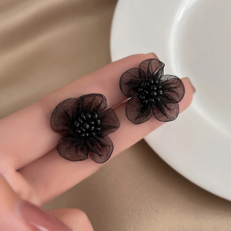 Black Flower with Mini Beads Centers Stud Earrings for Women Party Fashion Korean Mesh Flower Earrings Girls Gift Jewelry