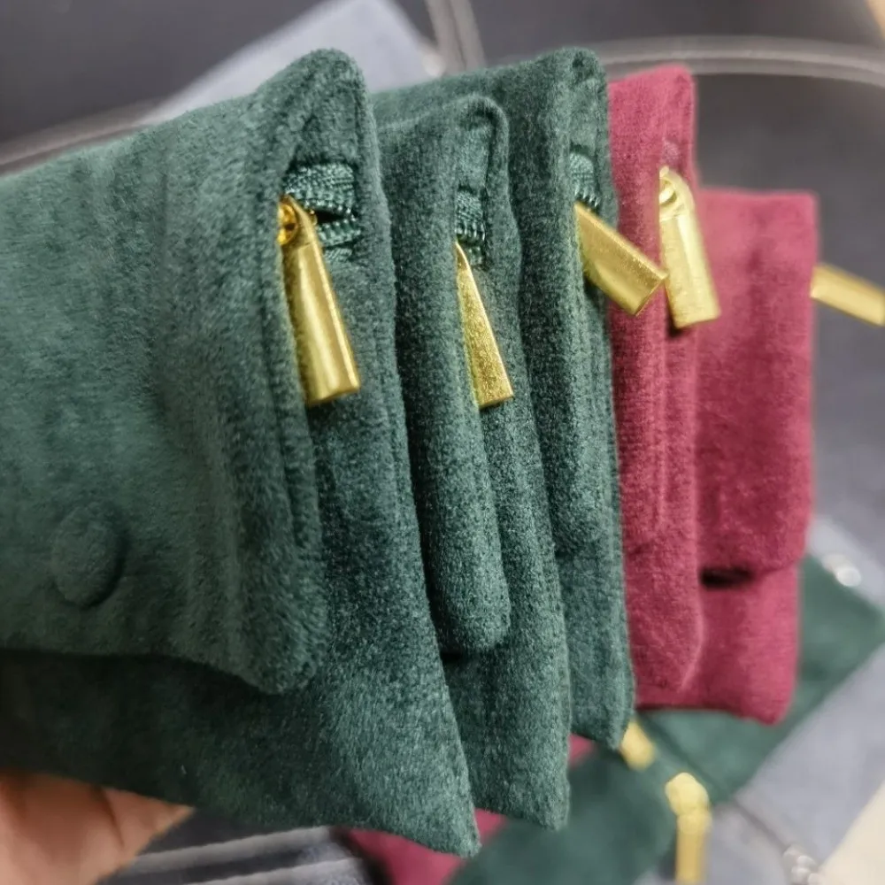 

1PCS Snap Zipper Jewellery Pouch Velvet Soft Jewelry Organizer Double Compartment Storage Bag Bracelet Earrings Storage