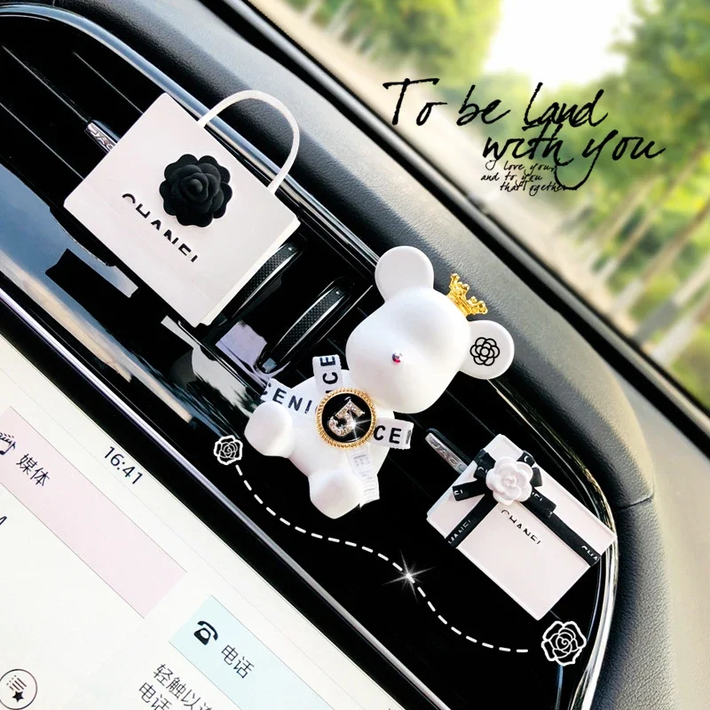 Car Perfume Ornament Gypsum Flower Bear Air Outlet Aromatherapy Fragrance Auto Decoration Accessories Interior For Girl Diffuser