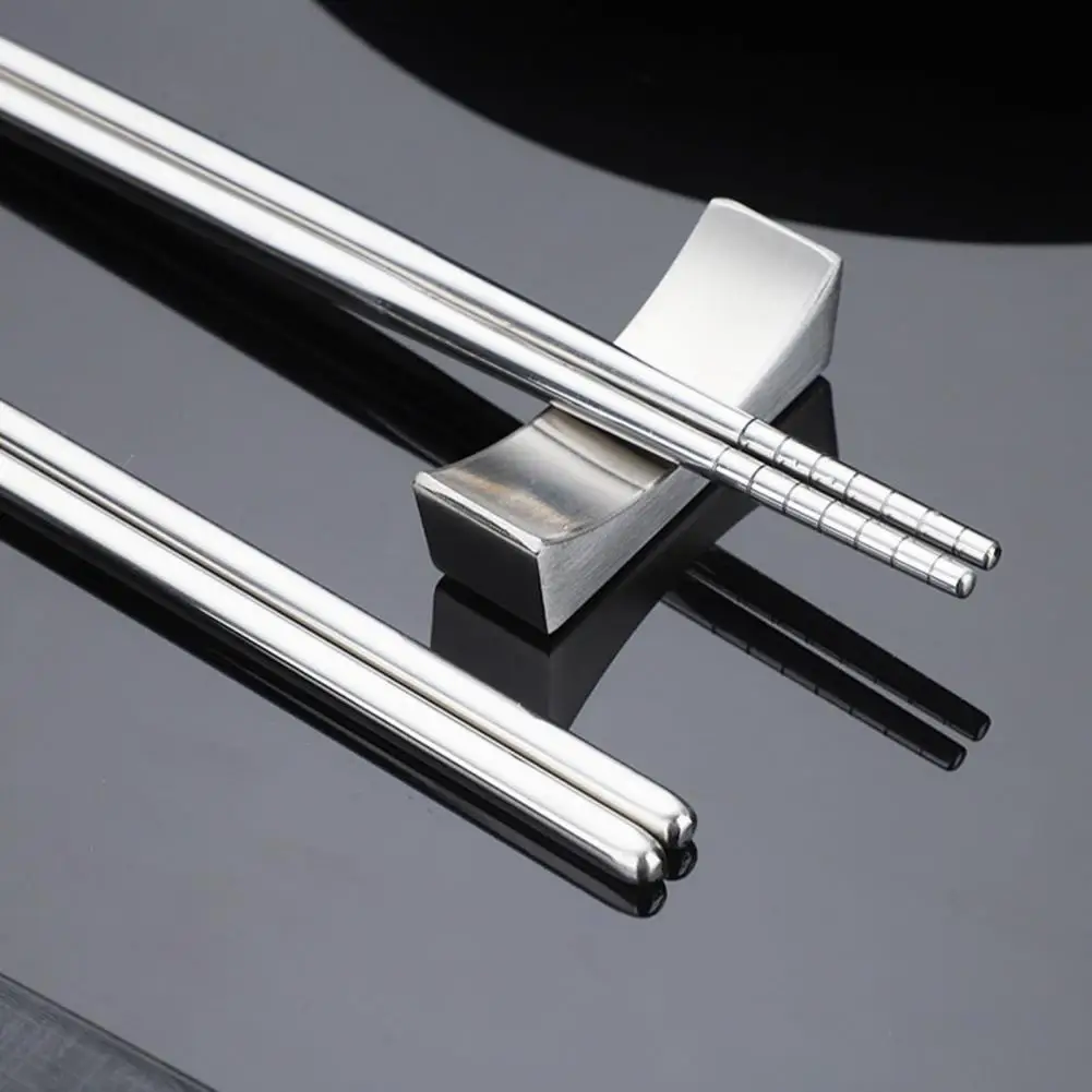 Luxury Reusable Cherry Blossom Healthy Dining Bar Sushi Kitchen Tools Tableware Chopsticks Kitchenware Chopstick Pillow view 2