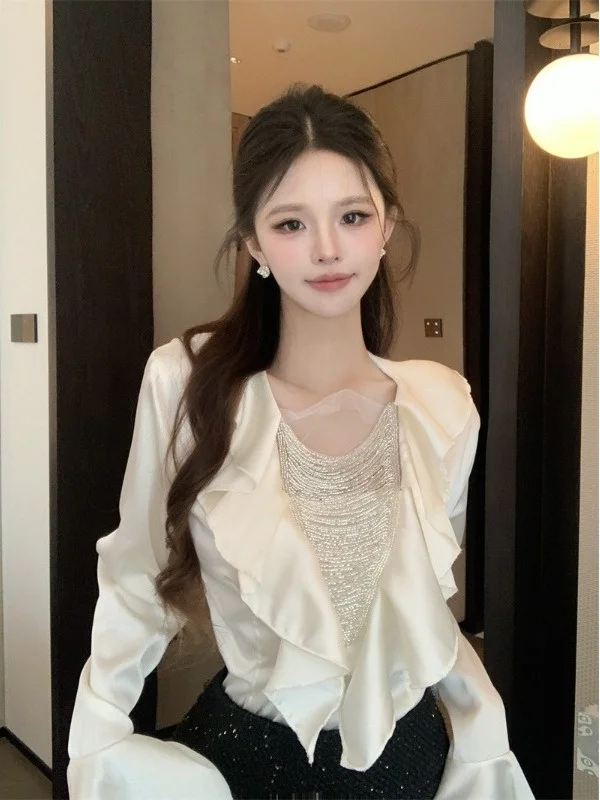 

Elegant Soft Style Satin Shirt Women's Early Spring Design Flared Sleeve Slim Fit Beige Top Versatile New Arrival