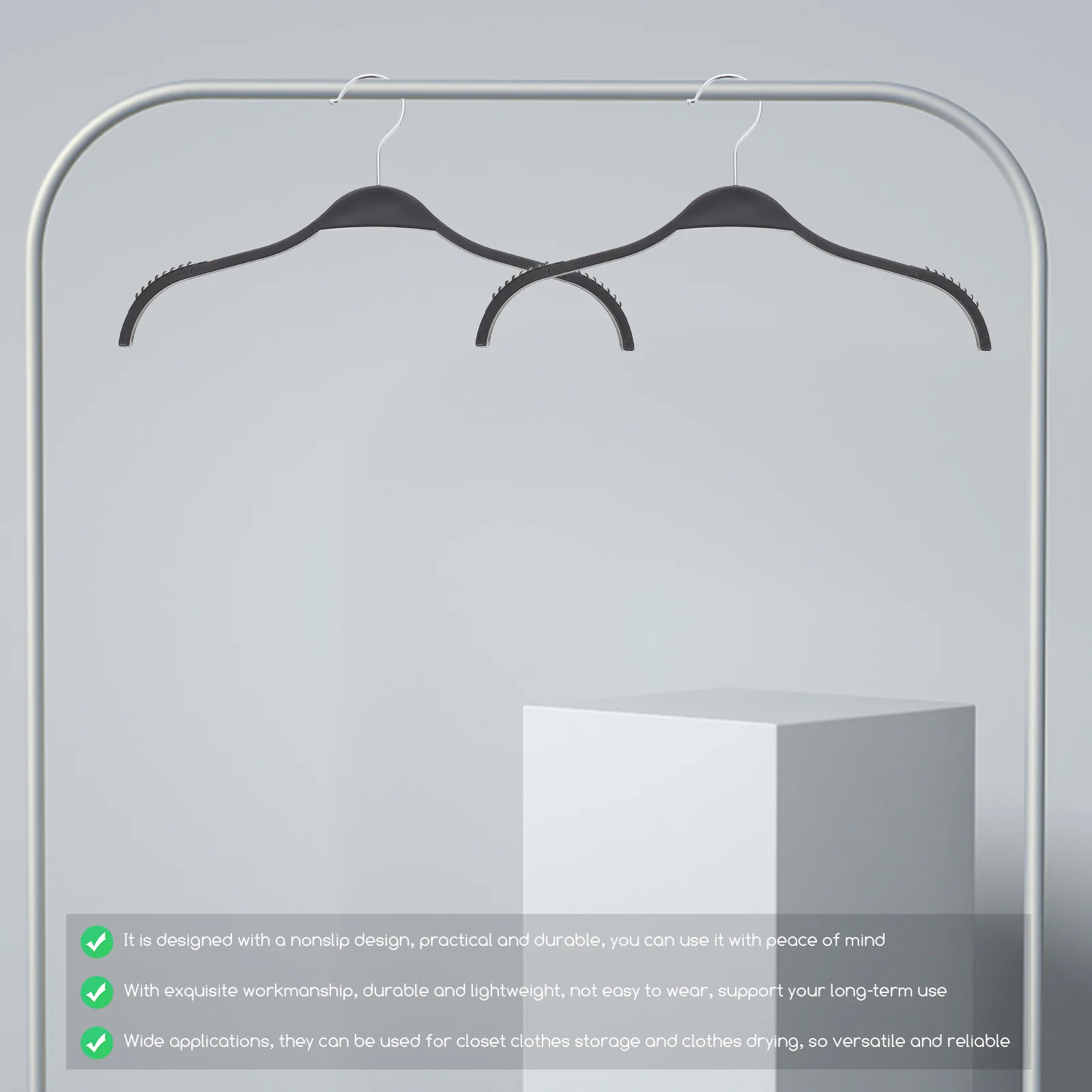 

5Pcs Heavy Duty Non-Slip Hangers Premium Plastic Coat Hanger for Clothes Drying and Storage Wardrobe Organizer Household Hanging