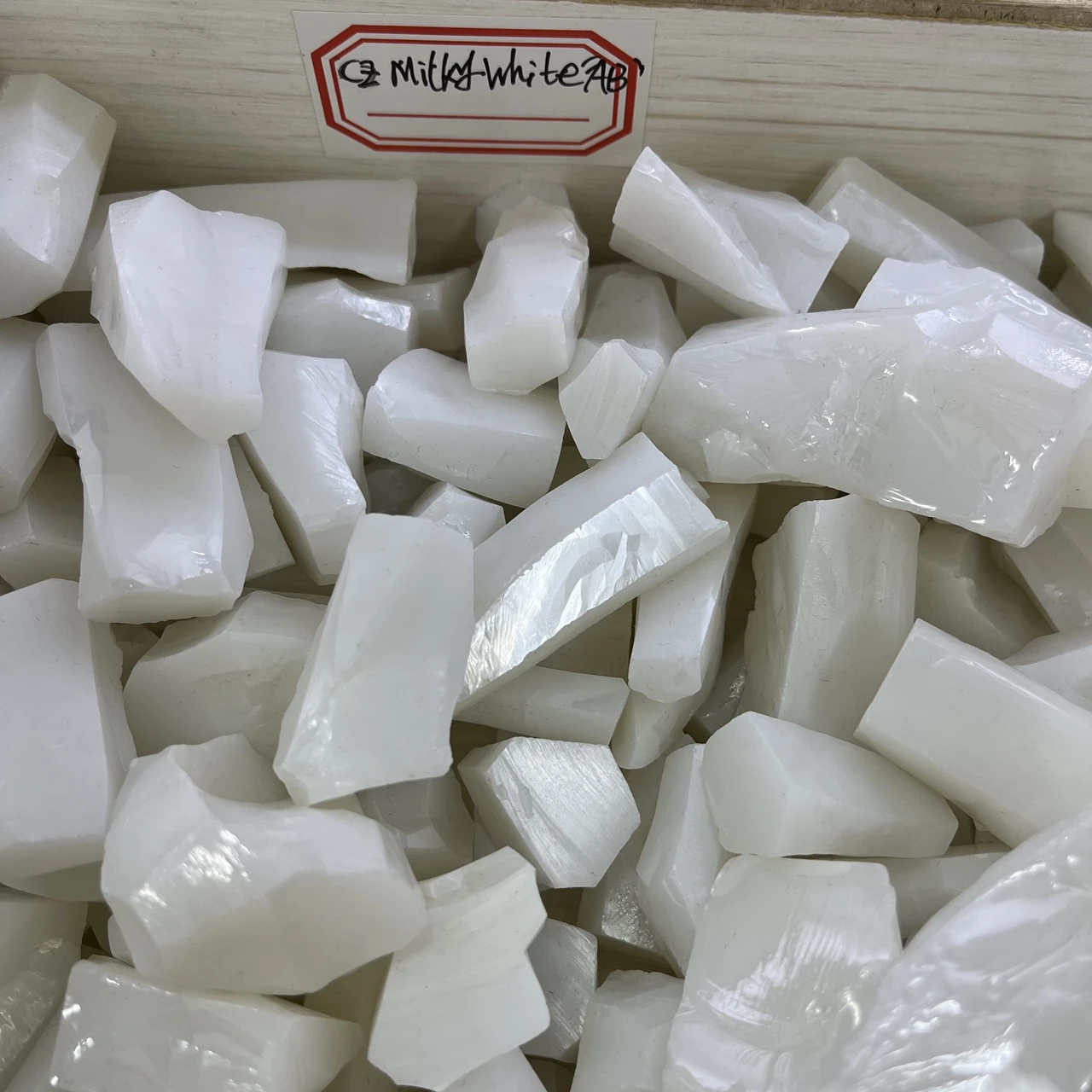 

0,5 кг/лот, грубый материал для драгоценных камней, кубический цирконий молочного цвета для изготовления драгоценных камней