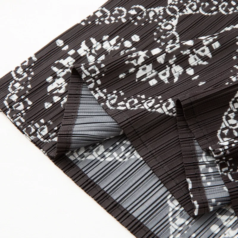 Miyake plooirok voor dames, lente en zomer retro 2025, nieuwe stijl, elastische taillezak bedrukte losse rechte buisrok