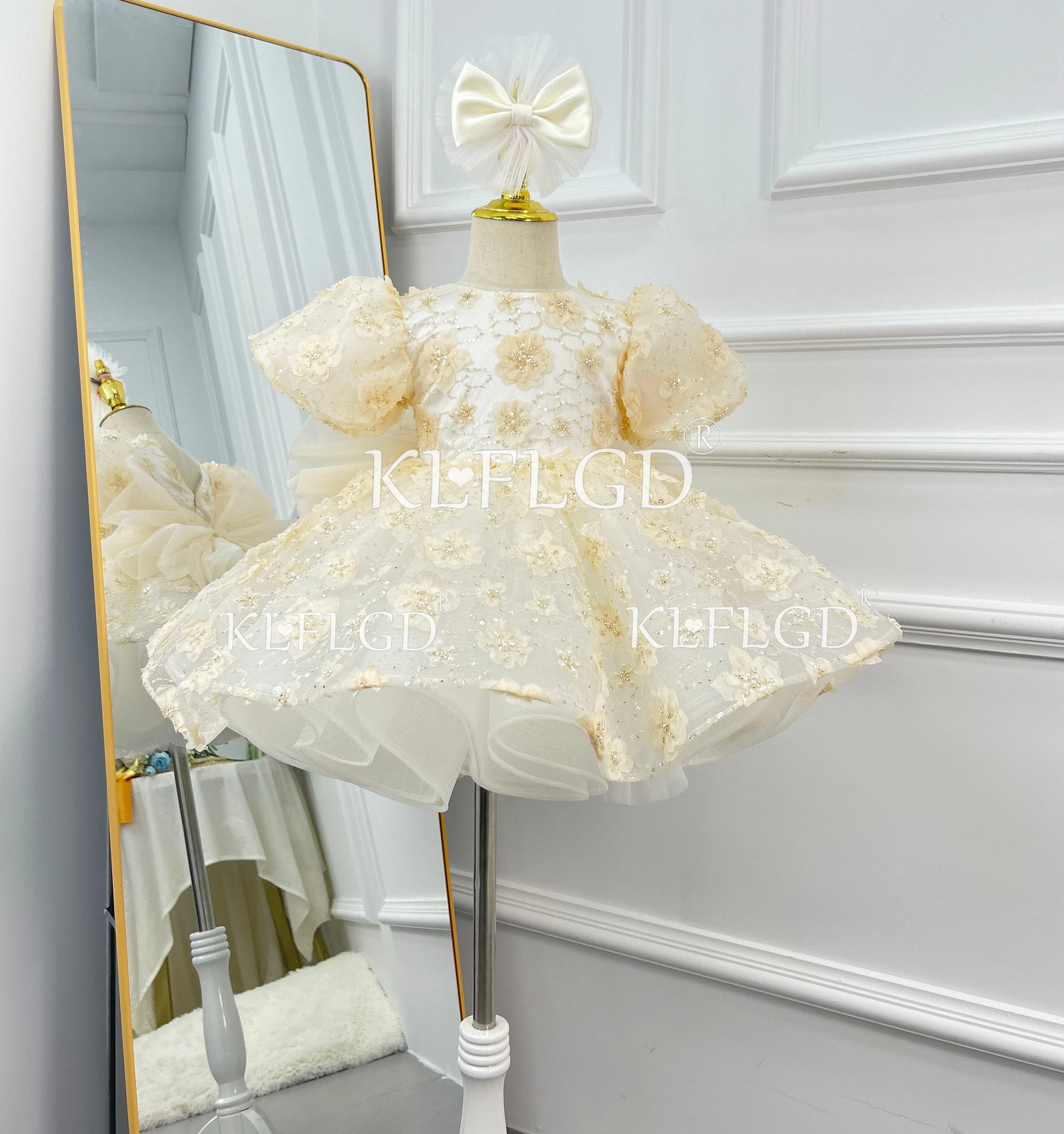 

Gorgeous and elegant party dress for girls high-end ball dress, girls' carnival dress, embroidered fluffy childrens dress