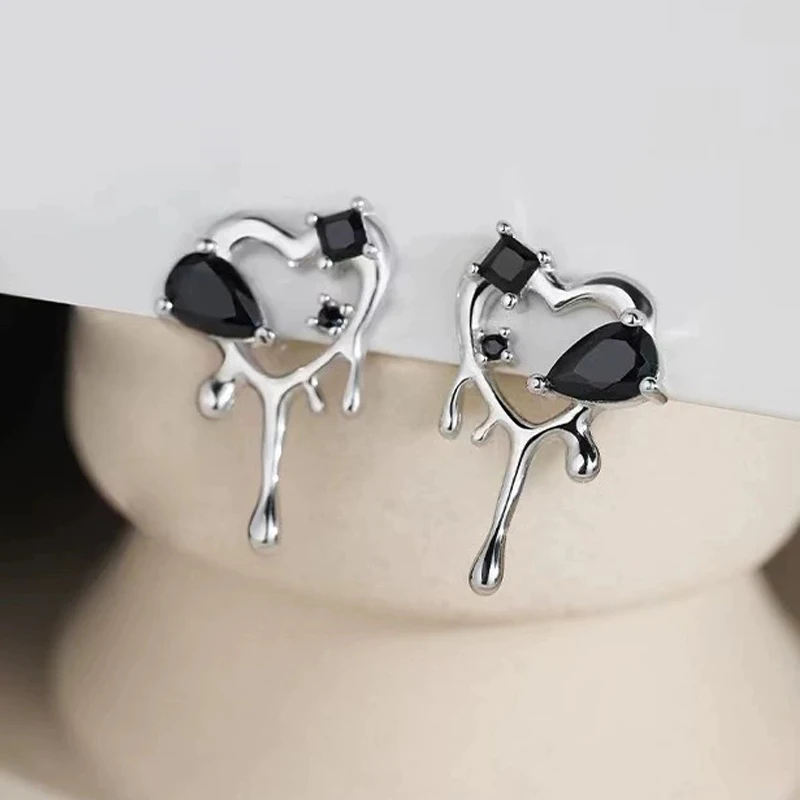 Silver Color Metal Hollow Lava Heart Earrings Women Geometric Minimalist Stud Earrings Creative Fashion Small Y2K Jewelry Gift