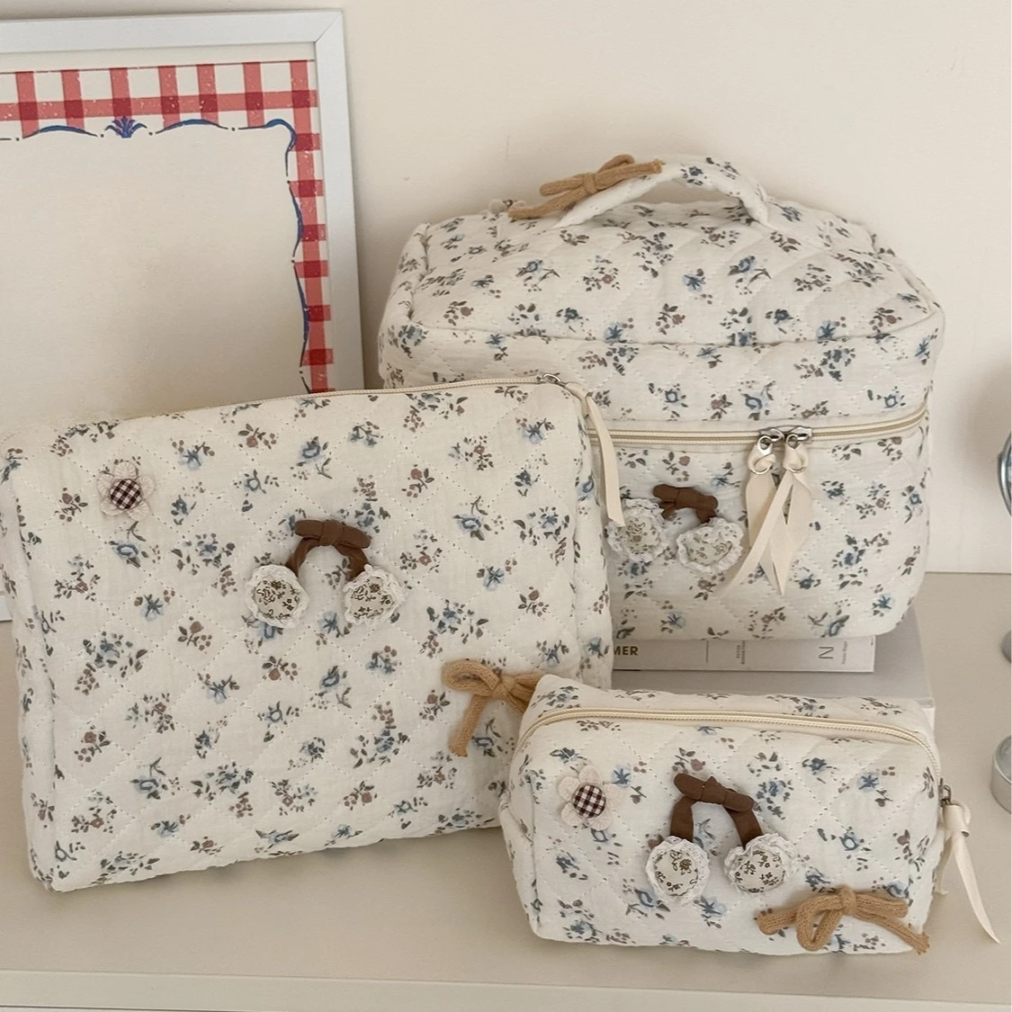 Bolsa de Maquiagem Feminina com Laço Floral, Grande Capacidade, Estojo de Armazenamento de Cosméticos, Bolsa de Mão com Zíper para Mulheres