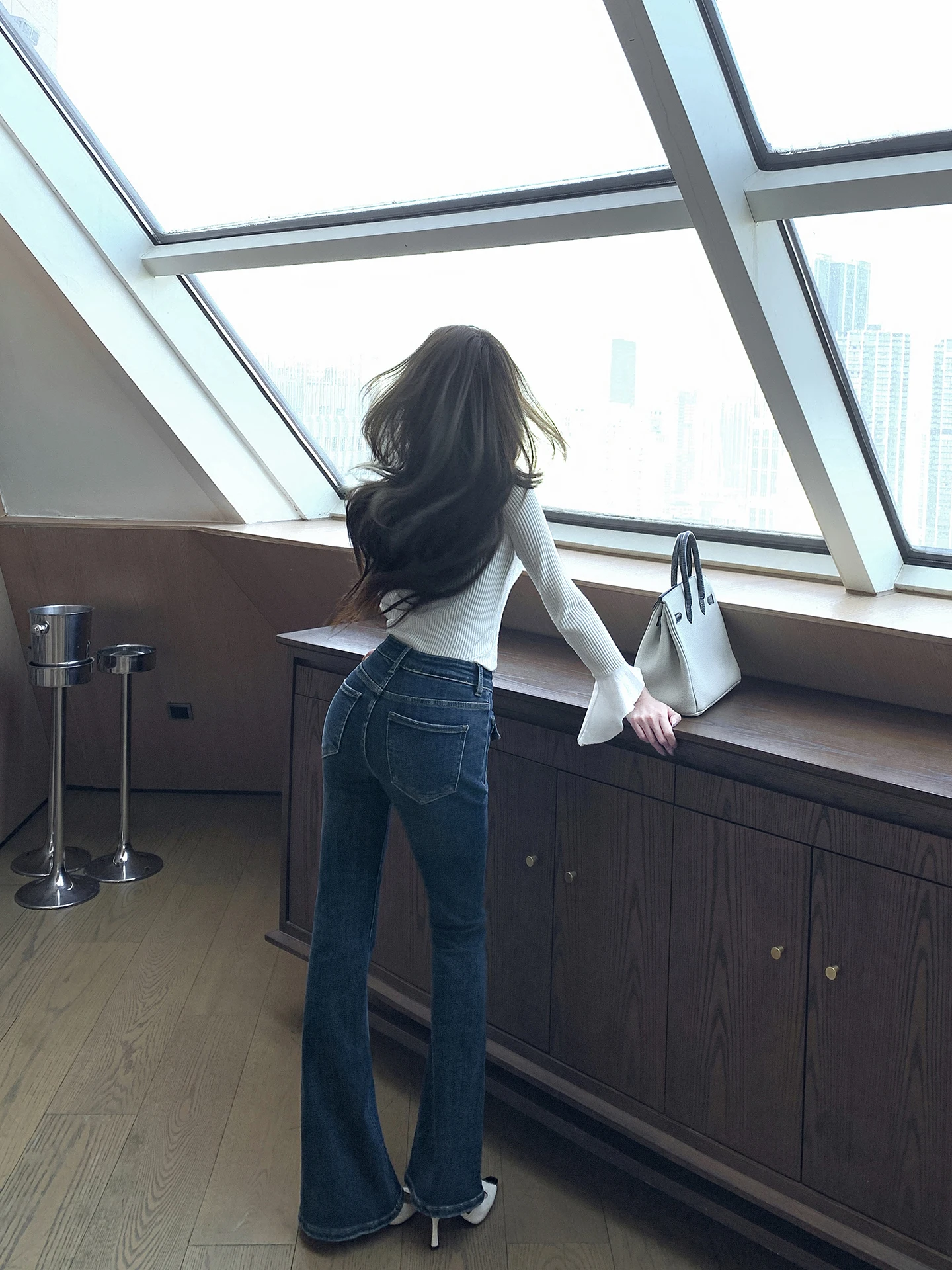 

Earth Store High Knowe Lady Vintage Blue Bell Bot Jeans Women's Slimming Pants Cotton l Waist Casual Wear