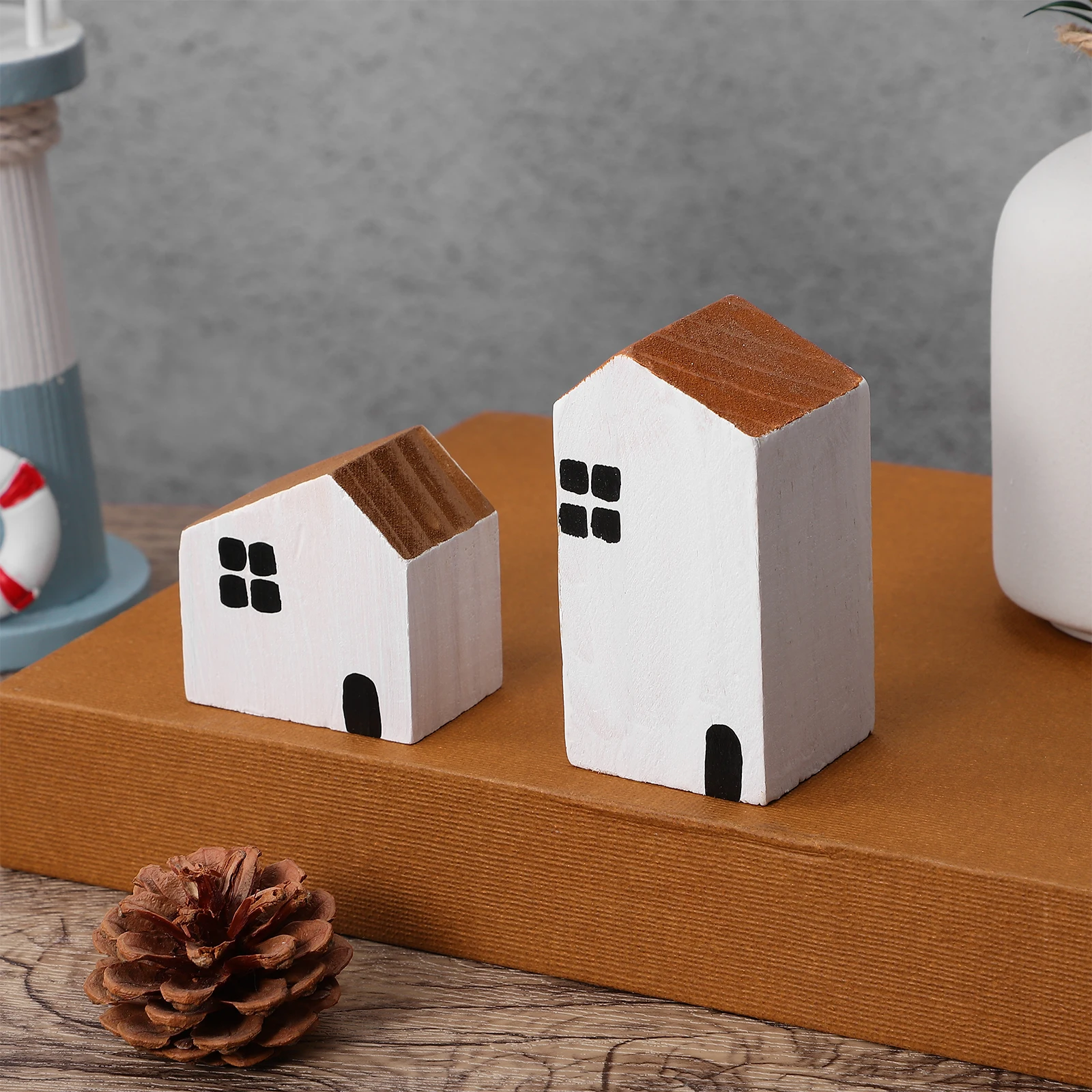 

2Pcs Wooden House Ornament Simple Decorative Desktop House Decor Compact Tabletop Adornment Room Scene Layout Craft for Kids