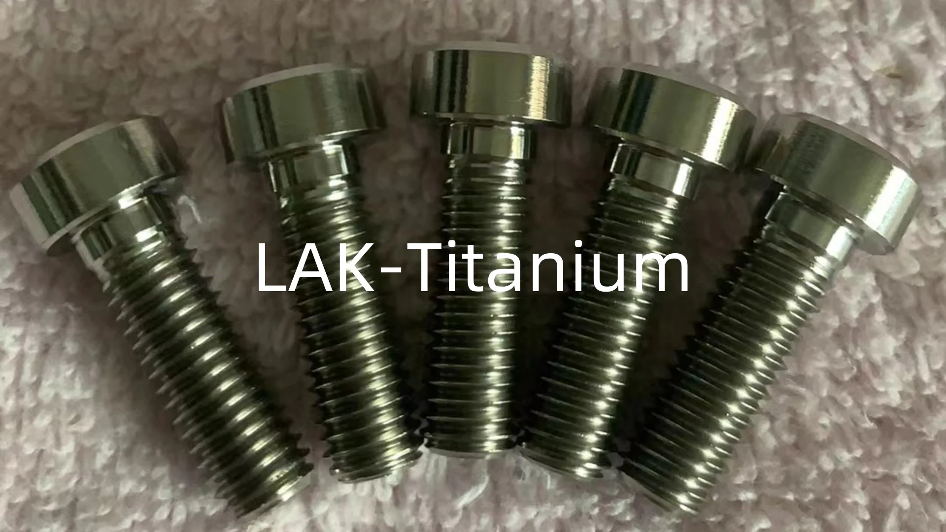 برغي سداسي من سبائك التيتانيوم برأس رفيع ، غطاء مقبس سداسي ، DIN7984 ، M8x10 ، 12 ، 15 ، 18 ، 20 ، 22 ، 28 ، 40 ، 50 ، 60 ، 60 ، Gr5