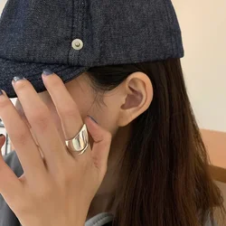 925 ayar gümüş düzensiz yüzük kadın geniş pürüzsüz açık basit Retro tarzı el yapımı yüzükler takı doğum günü hediyesi