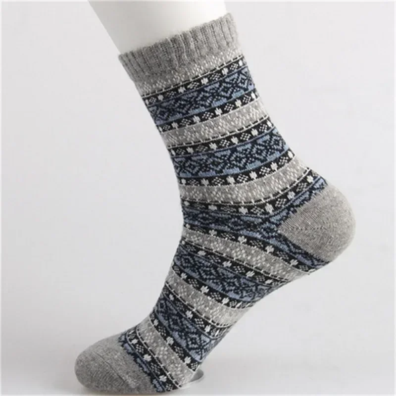 New Fashion Autumn Winter Men Wool Socks Warm Strip Solid Comfortable National Wind Super Soft Socks Calcetines Hombre