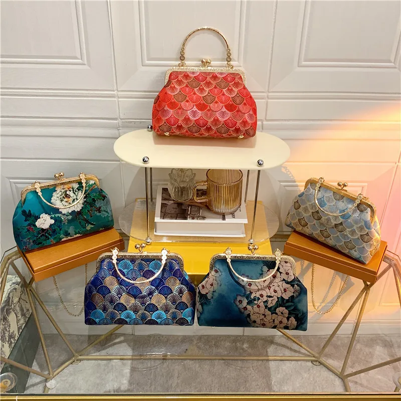 

Trendy Chinese Sle Loable Handbag Women's Crossbody Bag Single oulder Chain Handle Small Square Bag Polyester