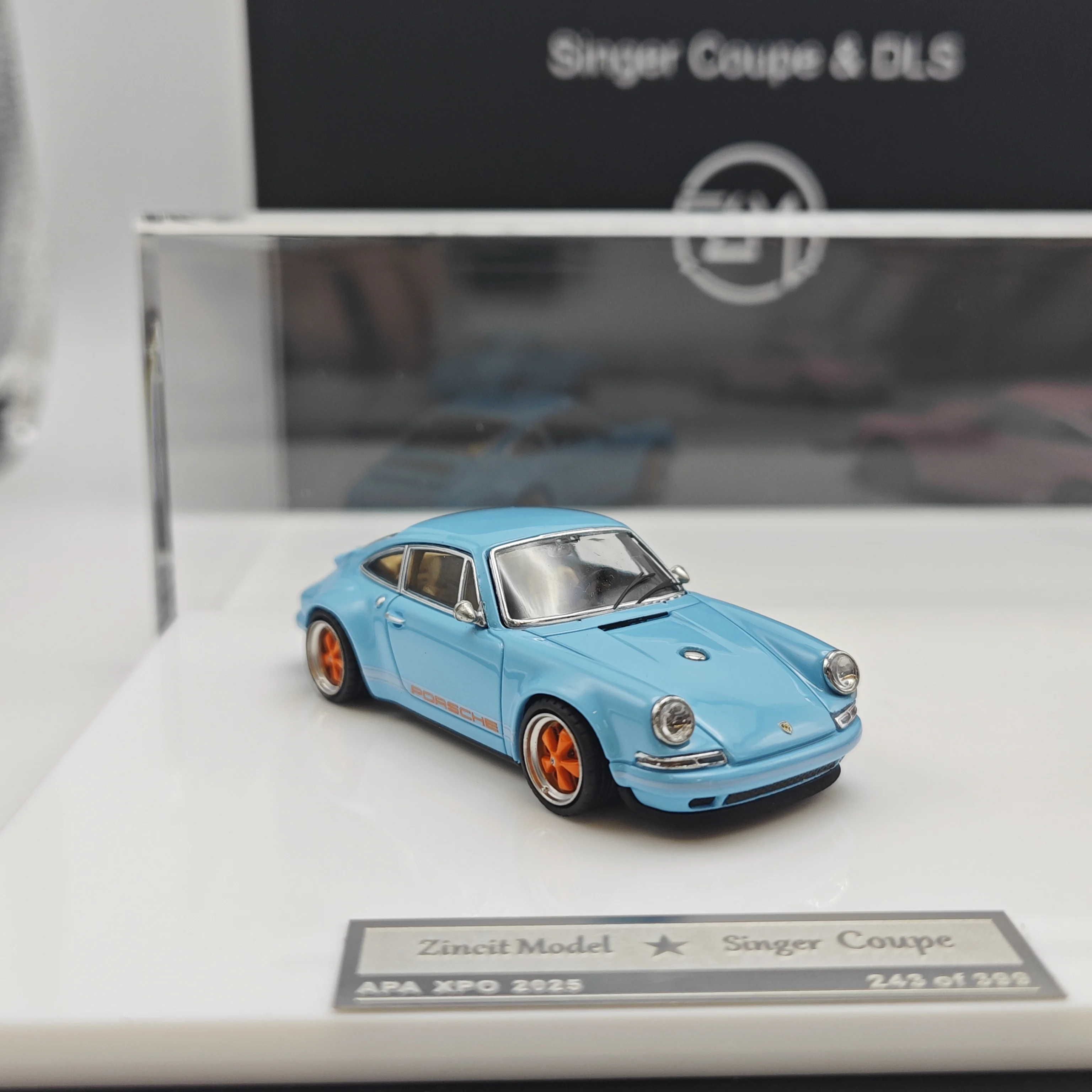 Zincit Model 1/64 Singer DLS Set APAxpo Metalowy Model Pojazdu z Odlewu Ciśnieniowego, Kolekcja, Prezent dla Chłopca na Boże Narodzenie