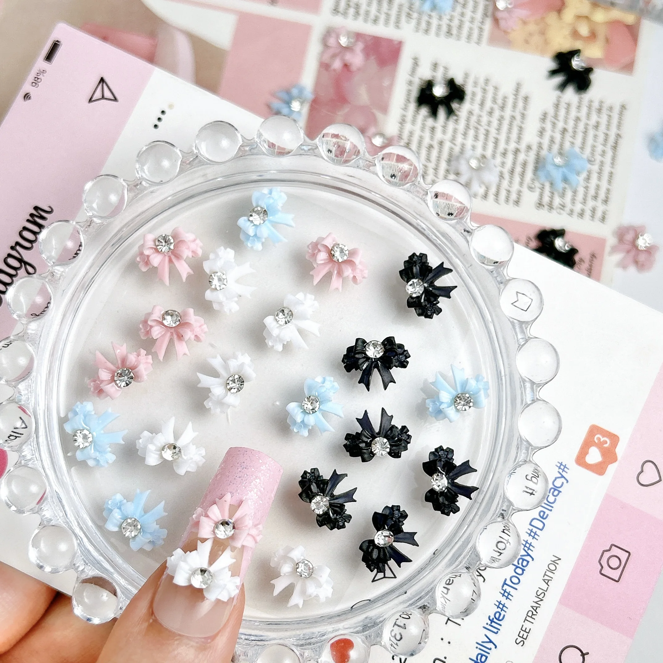 30PCS 솔리드 컬러 요정 활 수지 네일 매력 DIY 프랑스어 스타일 머리핀 손톱에 대 한 상감 더블 레이어 미니멀리스트 활 라인 석