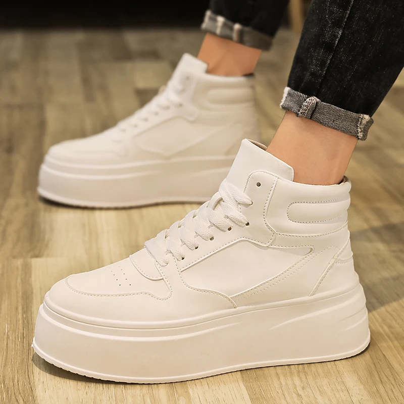 Board Shoes 2024 New White Shoes Women Boots Casual Shoes British Style High Board Shoes Small White Ankle Boots Tenis Masculino