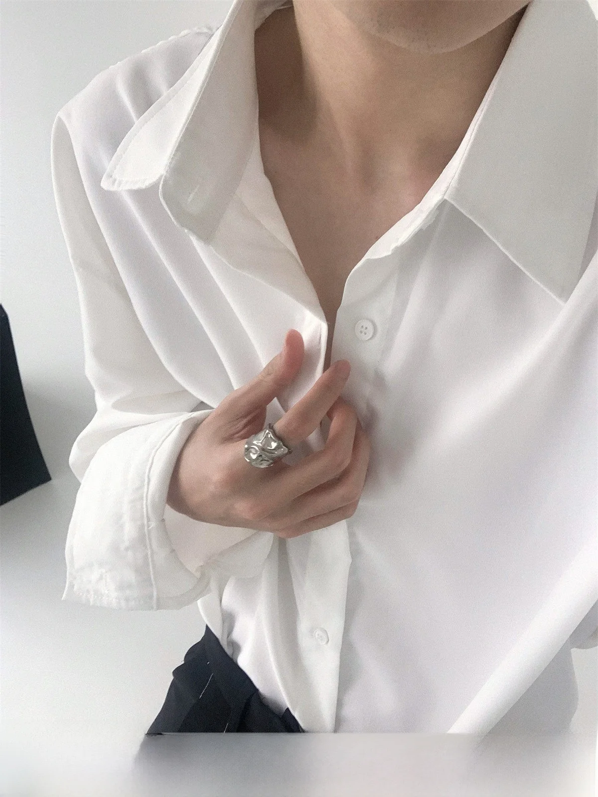 

Autumn Mountain Wind Korean Style Vestige Ice Silk Long Sleeve Men's Shirt Casual Loose Pure Color Men's Casual Shirt