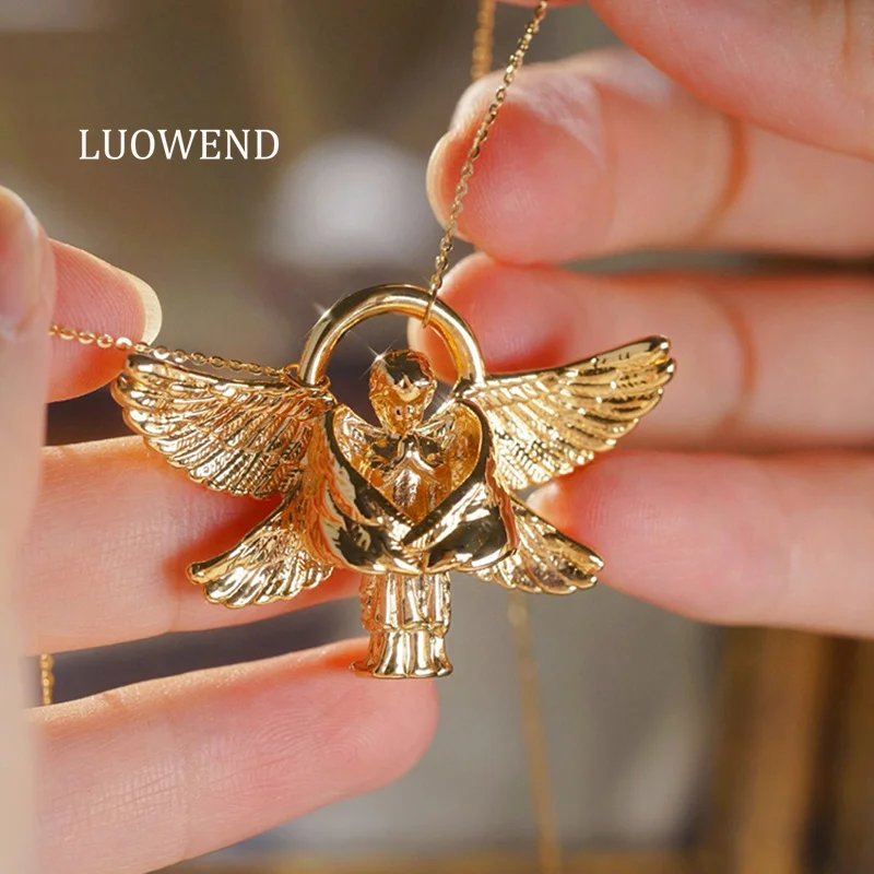 LUOWEND 100% 18K Yellow Gold Necklace Romantic Cupid Shape Fashion Style Angel Wings Party Necklace for Women High Jewelry