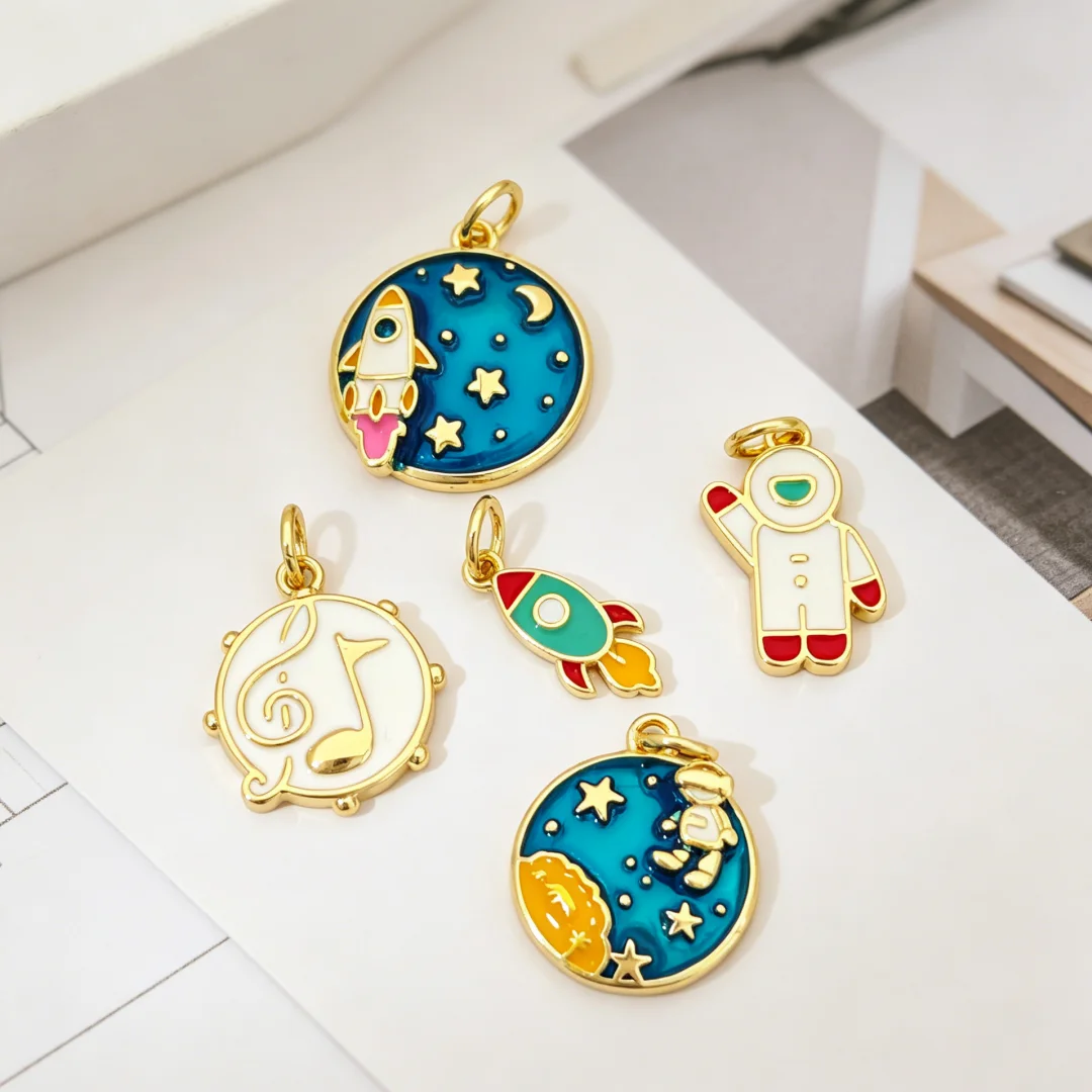 

4Pcs Pendants Brass Enamel Space Round Charms Rocket Astronaut Musical Note Accessories for Diy Jewelry Necklace Bracelet Making