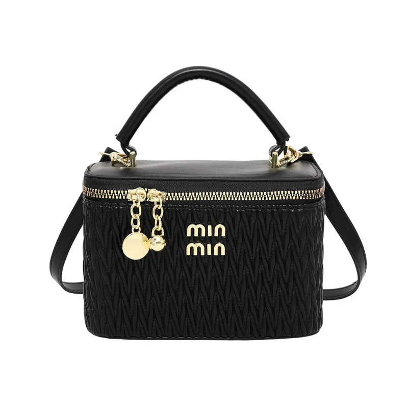 

2025 Fall Shoulder Bag for Women Quilted Underarm Crossbody Purse Korean Inspired Niche Design