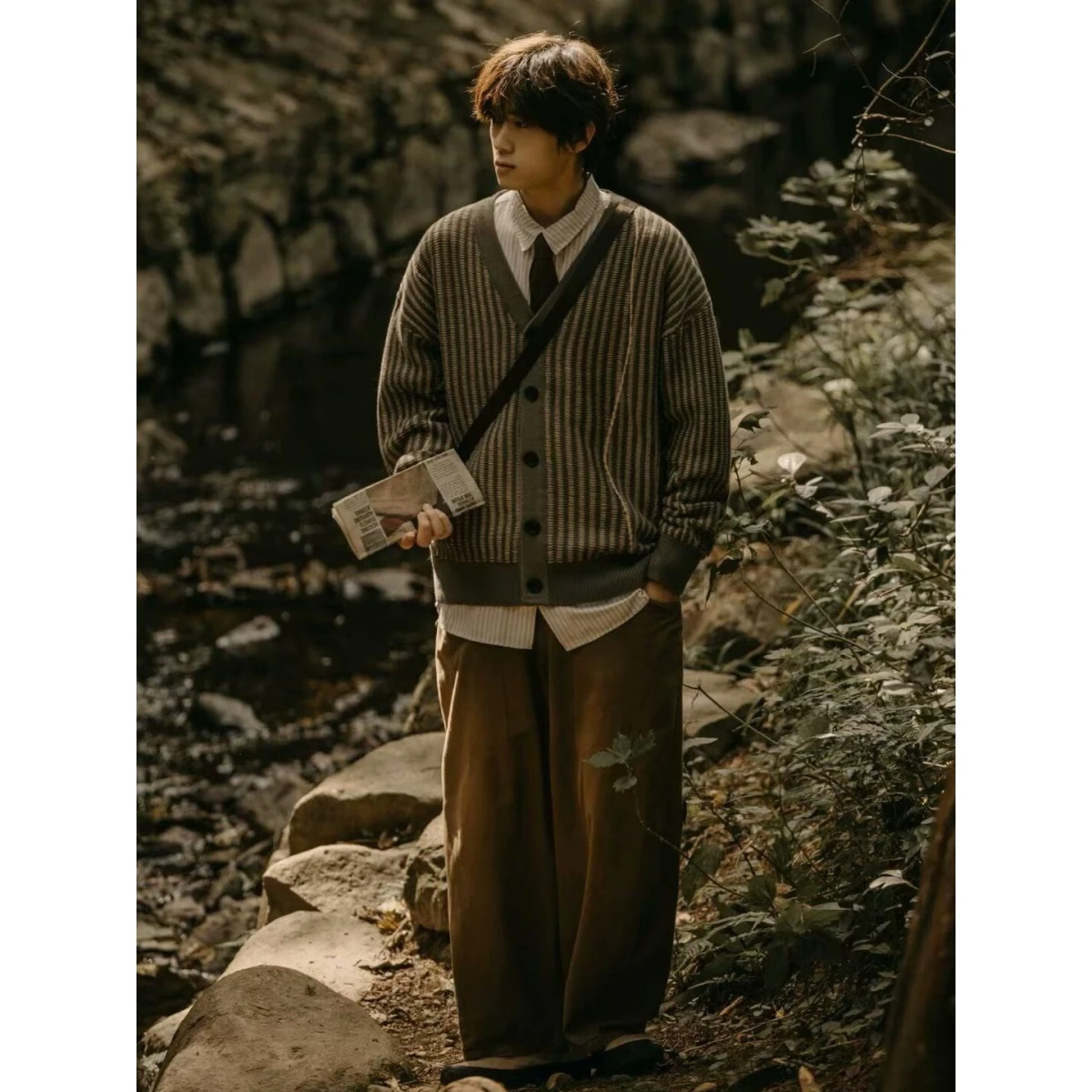 

American Sle V-Ne Knitted Sweater Cardigan Men's Color Casual Loose Fit Winter Outerwear Polyester Fiber