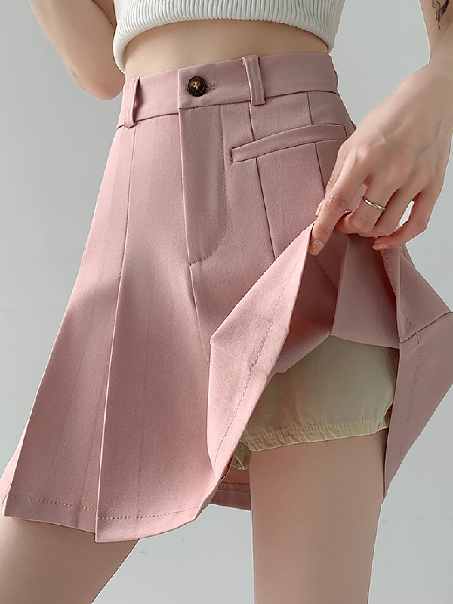 

Розовая юбка-шорты для женщин, весна-лето, внутренняя юбка-шорты с защитой от просвечивания, в стиле JK, маленький размер, с высокой талией, А-силуэт, плиссированная, короткая