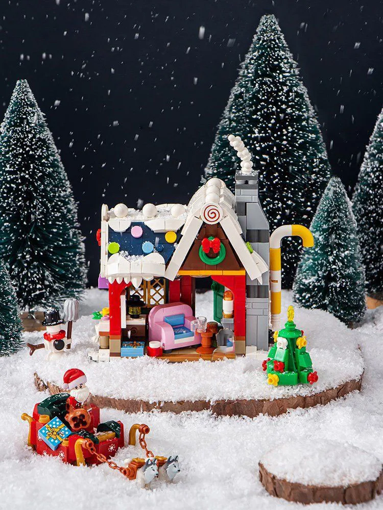 

NEW Unique Christmas Gift Forest House Building Blocks Snowman Cabin Toy Bricks Decoration For Christmas gift ﻿