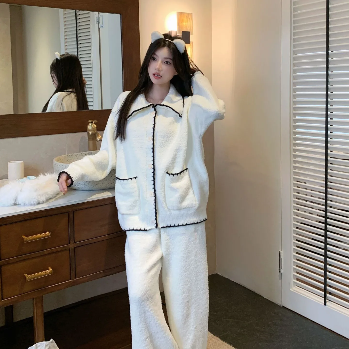 Sweet Girls Korean Winter Outerwear Home Clothes Warm Thick Half Fleece Women's Pajamas Two Piece Sets