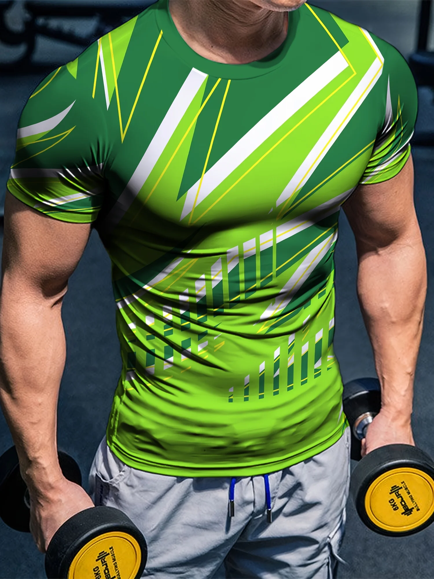 

Green Striped Printed Men's Crew Neck Fashion Short Sleeve Comfortable Summer and Spring Sports Style T-shirt