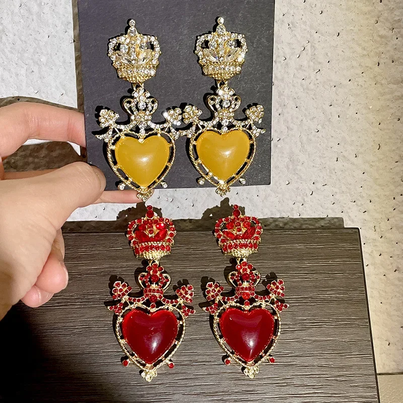 Draweye Crown Earrings for Women Heart Medieval Style Vintage Jewelry Party Exquisite Elegant Simple Pendientes Mujer