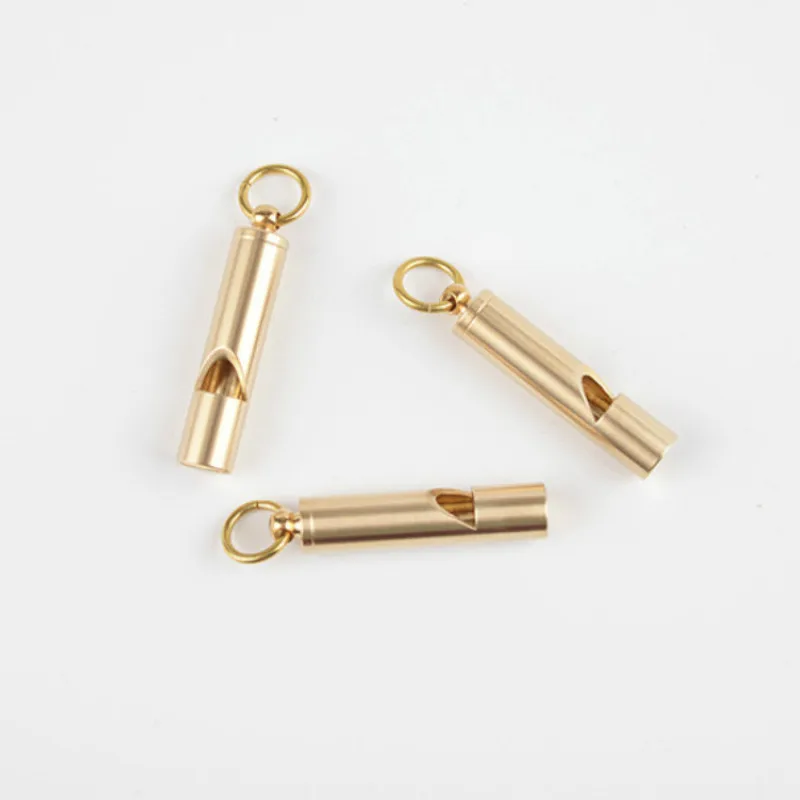 1Pcs Vintage Brass Whistle Handmade Survival Whistle Keychain Pendant Outdoor EDC Tool Football Basketball Sports Whistle