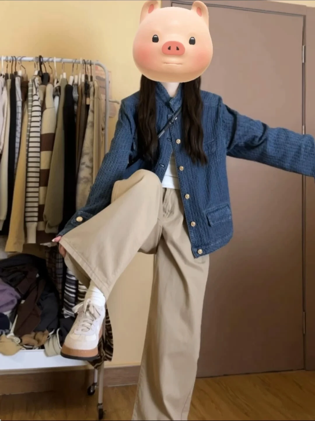 

Корейский джинсовый кардиган с воротником-стойкой, уникальный дизайн, металлические пуговицы, осенне-зимняя коллекция