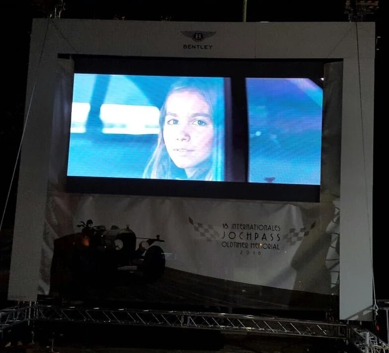 شاشة LED للإيجار مع خزانة ألومنيوم خفيفة الوزن لوحدة عرض LED سهلة التعامل مع شاشة شاشة LED شفافة #4