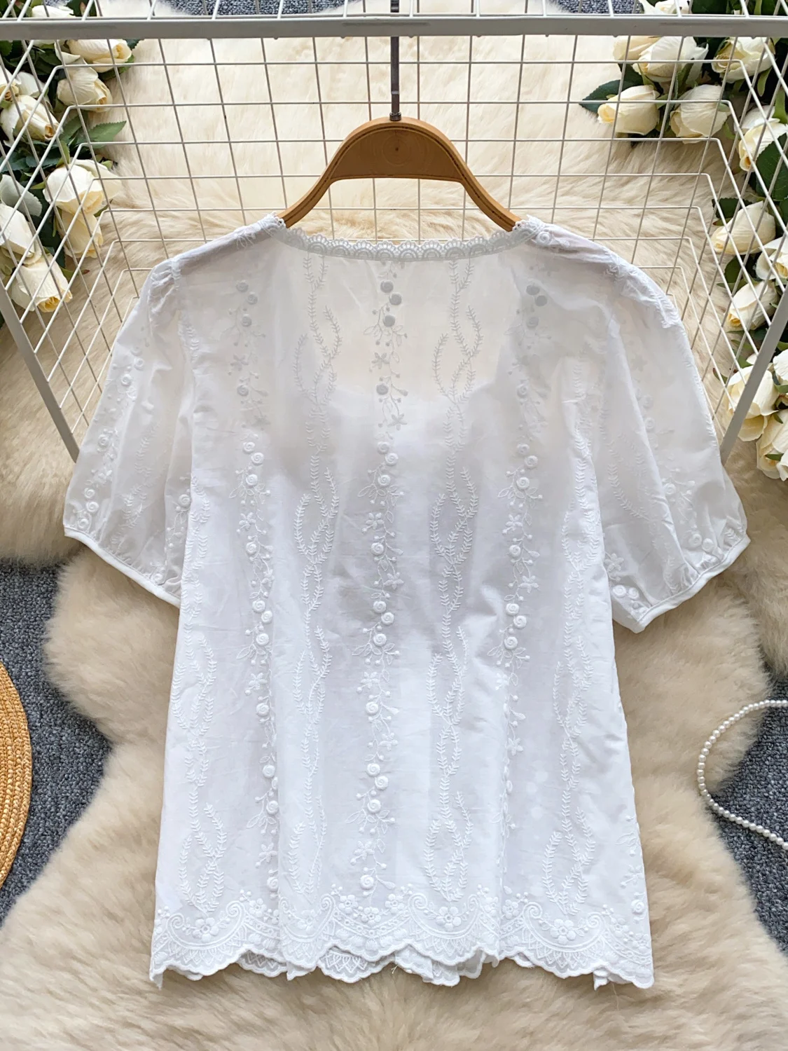 Casual Embroidered Bubble Sve irt Women's Summer Faion Age-Defng Square Collar Single Button Loose Fit Commute Sle