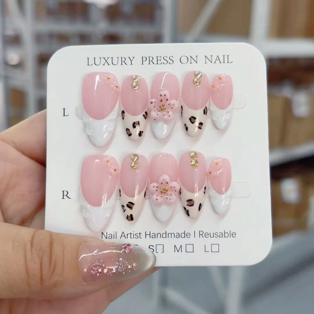 10 Stück High-End-Exquisiter und süßer Stil, handbemalter Leopardenmuster, dreidimensionale Blumen und handglitzernde Punktdiamanten