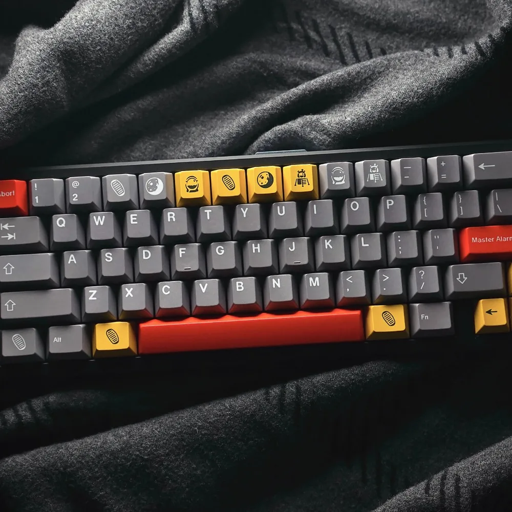 Imagem -03 - Gmk Tema Lunar Keycap Conjunto Completo Pbt Custom Vintage Tampão de Teclado Cinza Perfil Cereja Acessórios de Teclado Mecânico