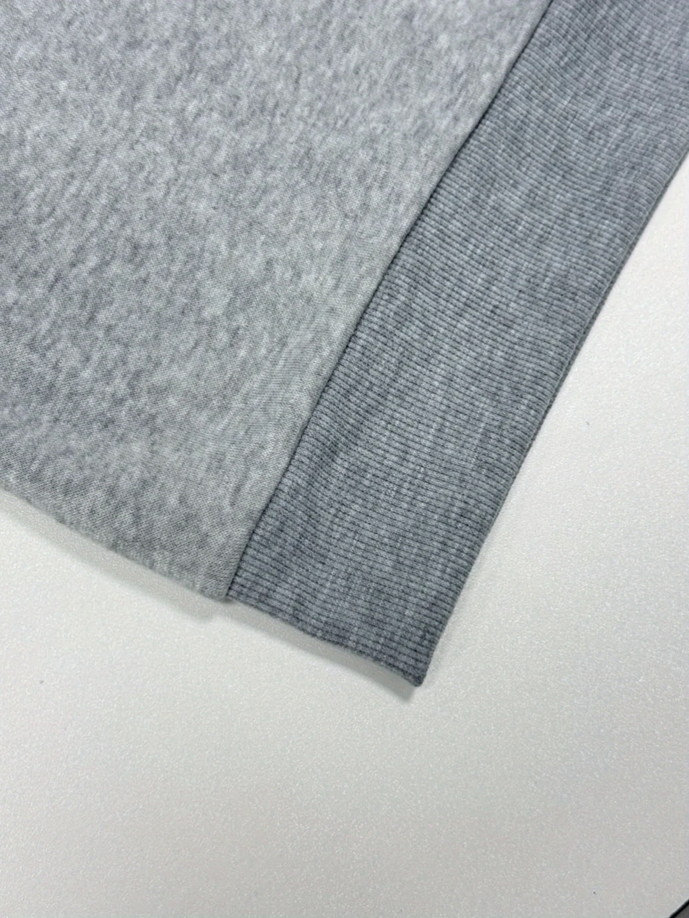 سويت شيرت نسائي من Disney Allard Elvis - بلوفر رمادي مع رسومات Duchess و Edgar و Mary مصنوعة من قماش ناعم وجميع المواسم