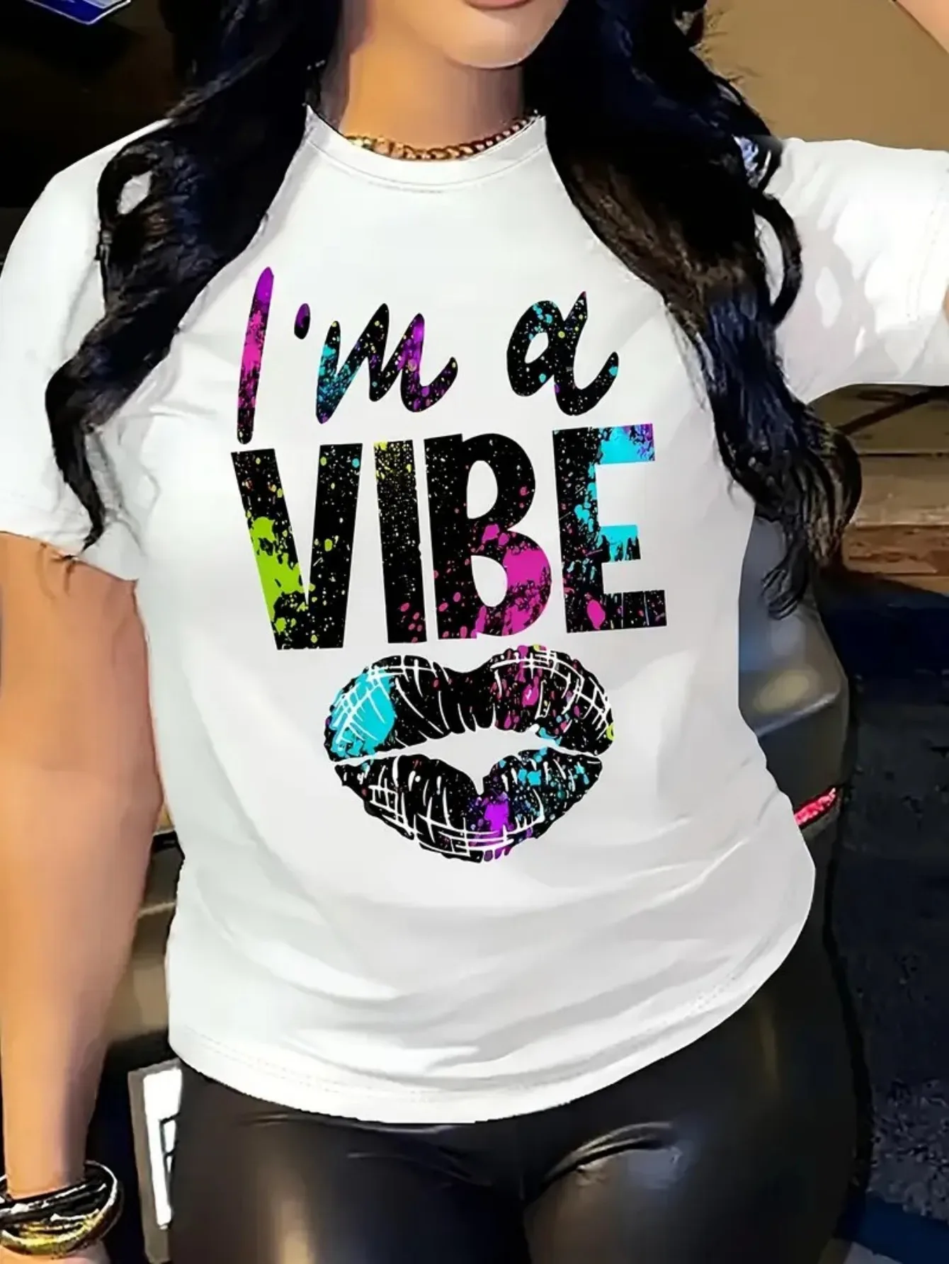 

Women's "I'm a VIBE" Graphic Cotton T-Shirt - Loose Fit Round Neck Short Sleeve Tee with Vibrant Cartoon Print