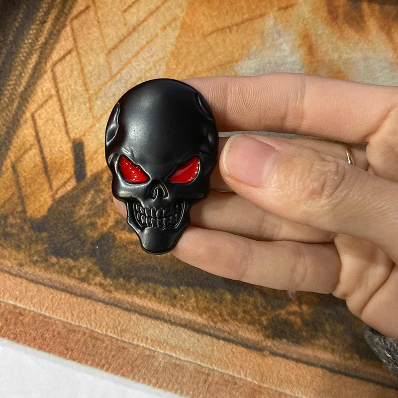 

1pc Black Skull Skeleton Head Skull 3D Metal Car Body Sticker Auto Rear Emblem Badge Decoration 5*3.5CM