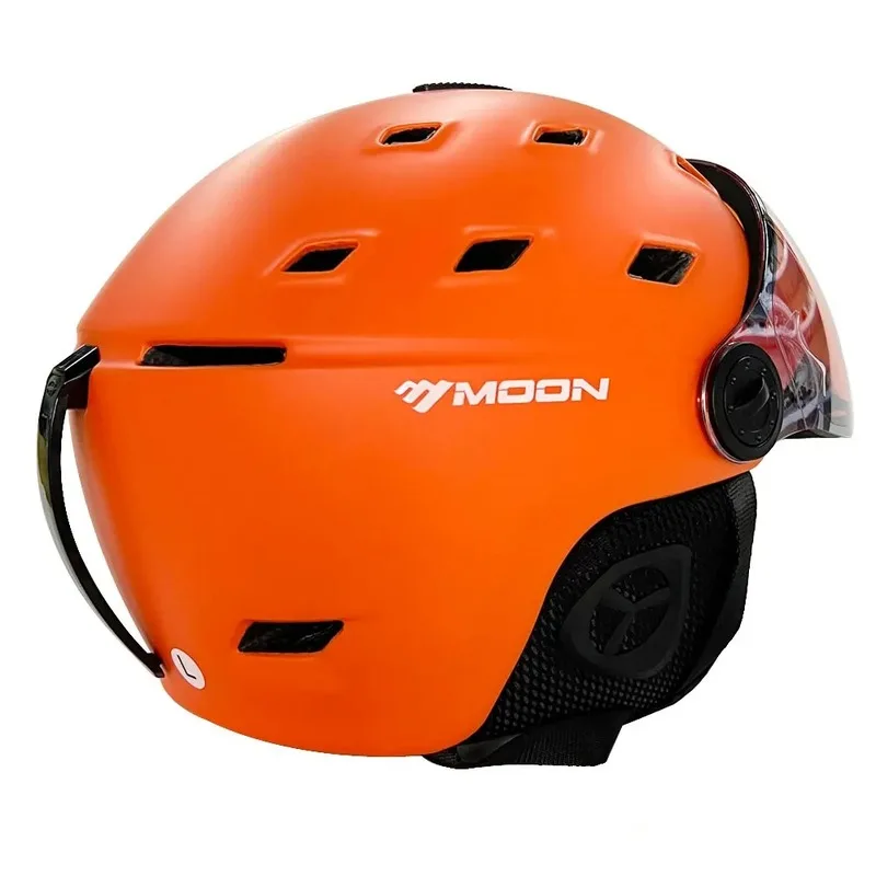 snowboard helmet