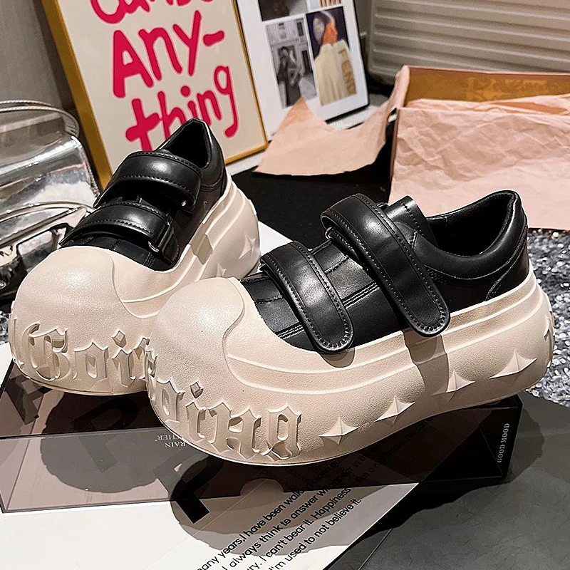 Vintage Big Head Women's Leather Shoes Design Reliefs Letter Hook&Loop Platform Sneakers Fashion Lightweight Casual Skate Shoes