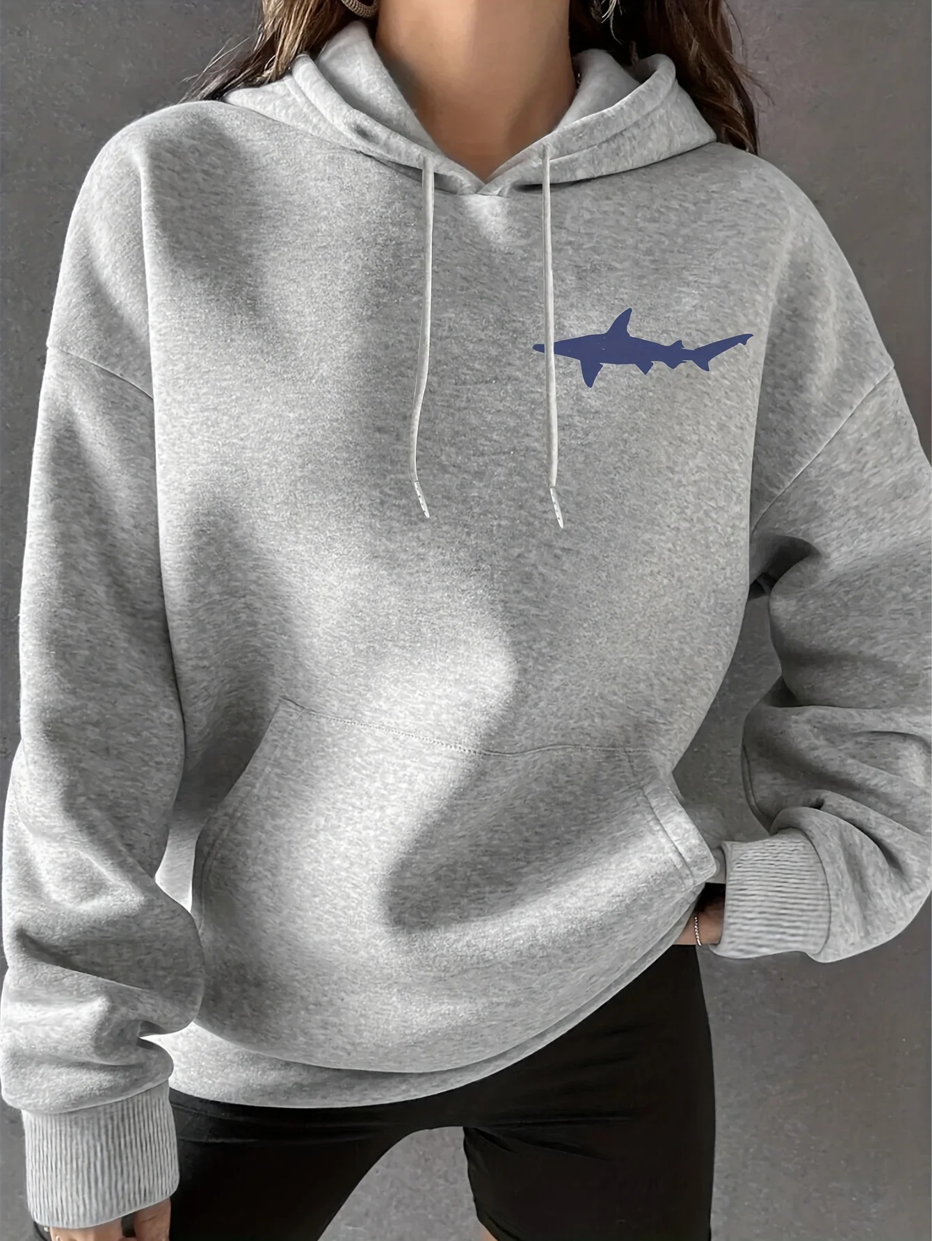 Felpa casual da donna con stampa di squali con animali marini