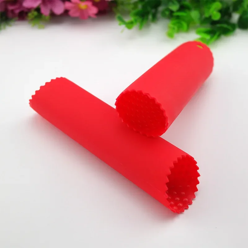

Silicone Garlic Peeler Easy Useful Kitchen Fruit Vegetable Tools Tube Garlic Stripper Nontoxic Safety Gadget