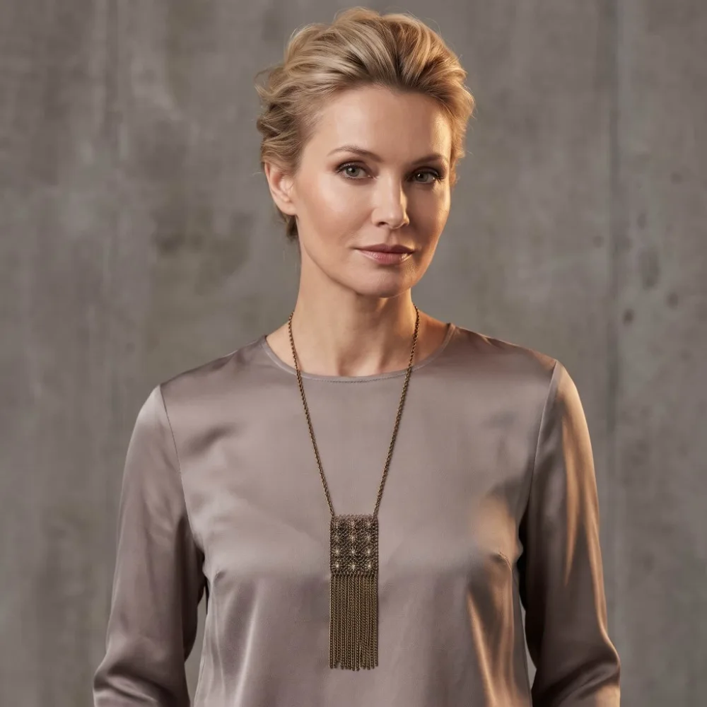 Retro Flower Tassel Long Necklace Hollow Geometric Long Sweater Chain 0322