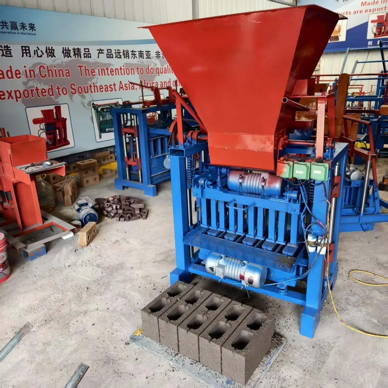 

Automatic 4-26 Mobile Electric Motor Laying Concrete Hollow Block Making Solid Moving Brick Making Machine Price for Sale