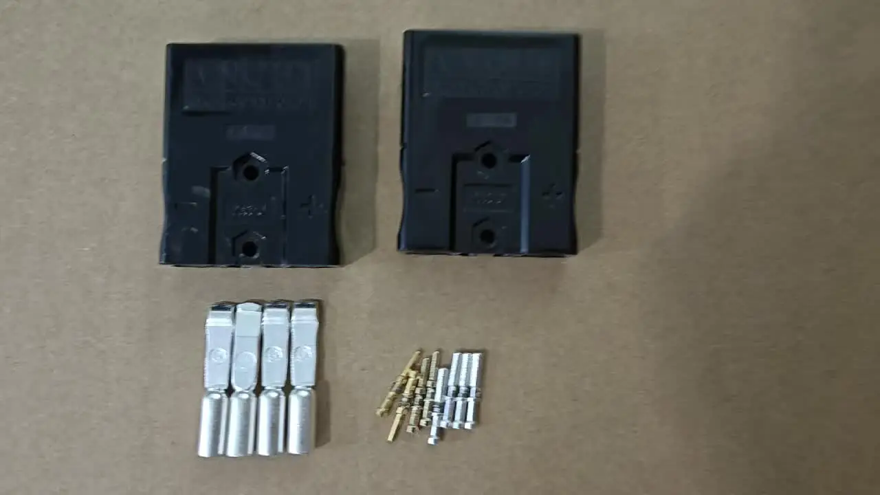 SBS75X 75A 600V Lithium Battery Connector with 4 Auxiliary Pin Copper Gold Silver Communication SBS75X 75A 600V Lithium Battery Connector with 4 Auxiliary Pin Copper Gold Silver Communication