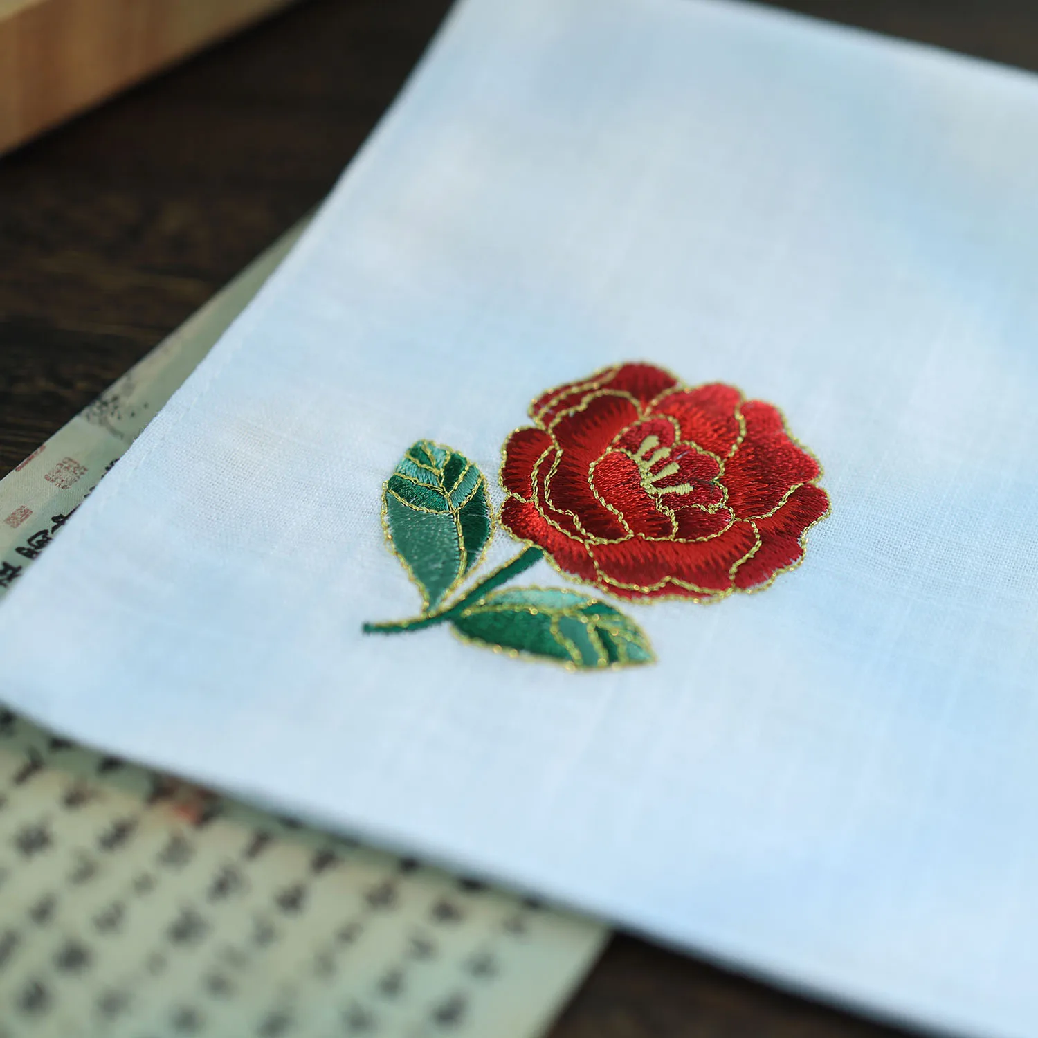 Chinese Style Embroidered Red Rose Cotton Handkerchief Soft Absorbent Pocket Square Lucky Auspicious Gift For Couples Men Women
