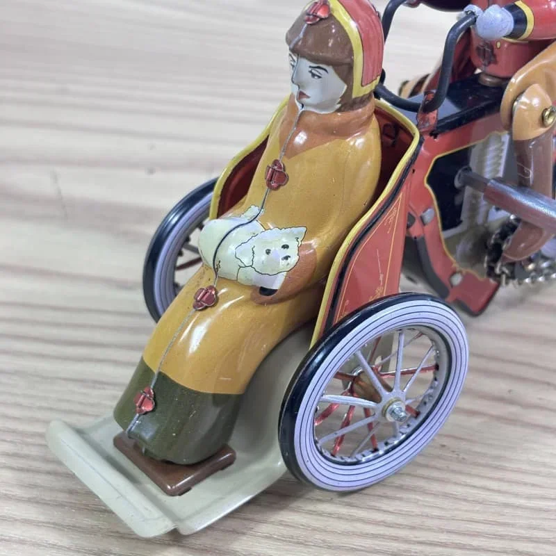 [Divertente] Collezione per adulti Retro Wind up giocattolo Metallo latta risciò triciclo conducente auto Orologio giocattolo figura modello giocattolo vintage regalo