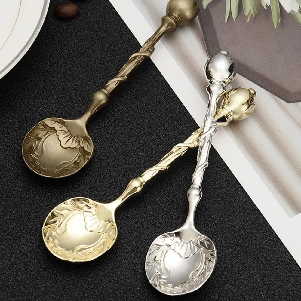 Coffee Spoon Carved Teaspoon Vintage European Palace Style Tableware Dessert Spoons for Kitchen Dining Bar Milk Tea Mixing Spoon